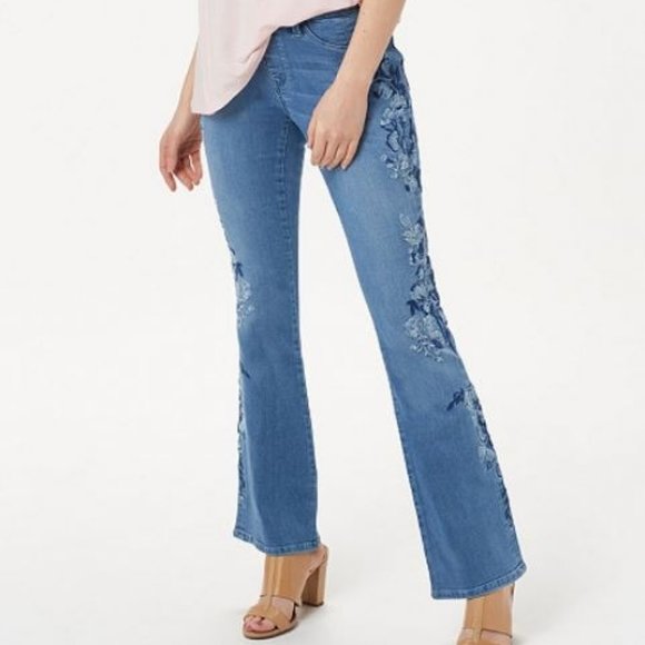Laurie Felt Denim - Laurie Felt Tall Denim Embroidered Boot-Cut Jeans